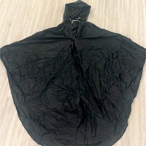 ADORABLE BLACK VINTAGE VINYL RAIN PONCHO WITH HOOD - ONE SIZE